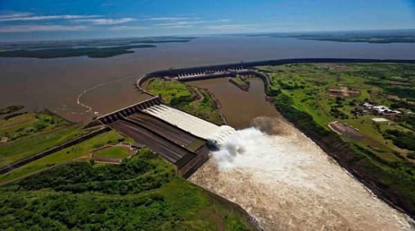 Imputan a sindicalistas de Itaipú