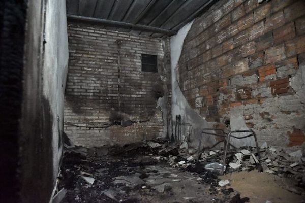 Incendio consumió una humilde vivienda en Capiatá - Nacionales - ABC Color