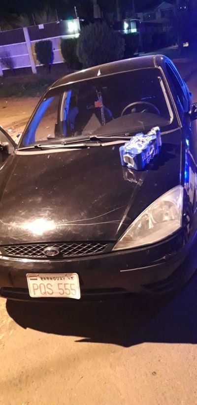 Cuatro mujeres detenidas por violar cuarentena y beber cerveza a bordo de un vehículo