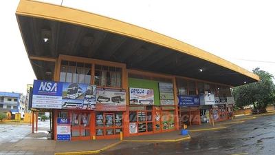TRABAJADORES DE LA TERMINAL DE ENCARNACIÓN SIGUEN SIN ASISTENCIA