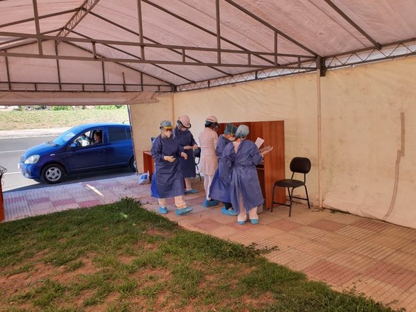 Hacen test de Covid-19 en la Costanera de Asunción, pero solo a los que están en seguimiento