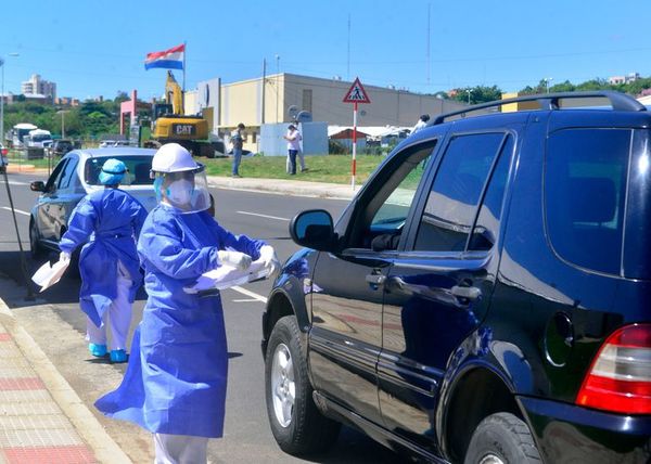 Salud realiza pruebas exprés de COVID-19 en la Costanera de Asunción - Nacionales - ABC Color