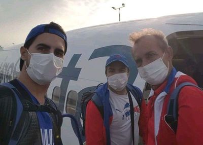 Deportistas cubanos regresan a la isla tras estar varados en Perú - Polideportivo - ABC Color