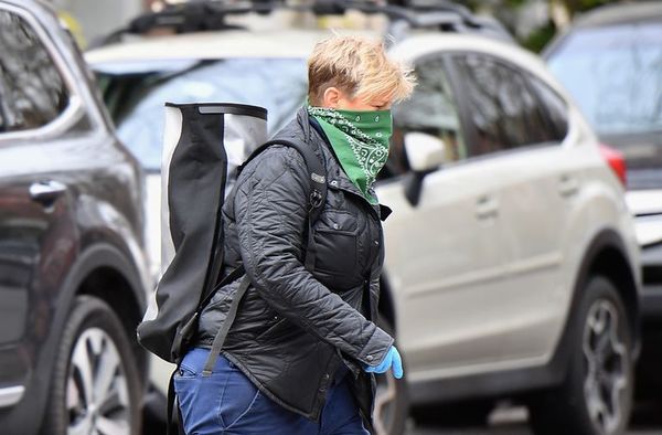 Nueva York se cubre el rostro para protegerse contra coronavirus - Mundo - ABC Color