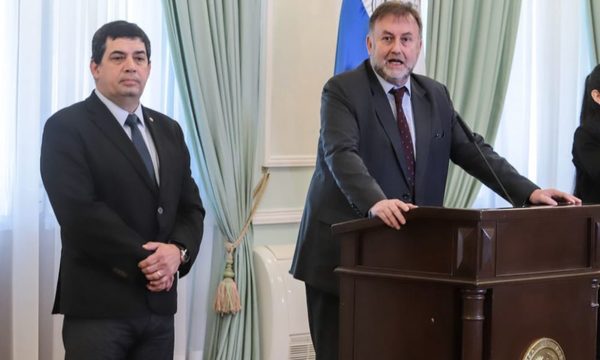 Gobierno anuncia reforma total del Estado y reajustes inmediatos en los salarios públicos – Diario TNPRESS