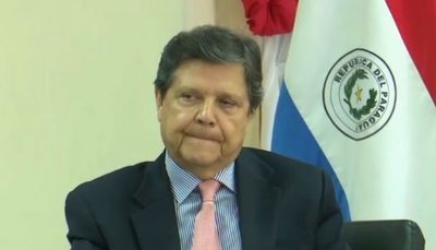 Euclides, "reprochado" por meterse donde no debe