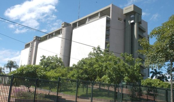 Bancos no atenderán al público de manera presencial desde este lunes