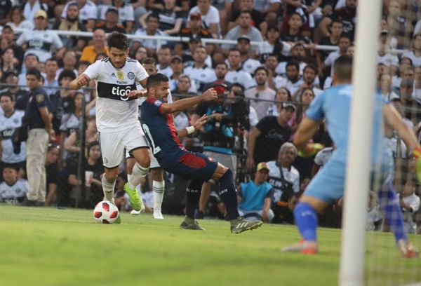 Cerro y Olimpia, con atrasos