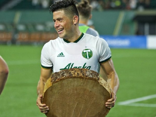 Portland dispuesto a comprar pase de Moreira