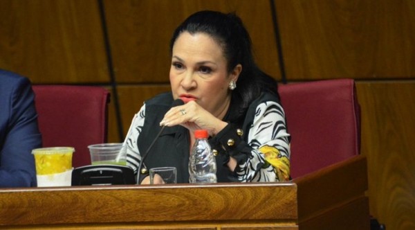 La senadora Bajac pidió pasaje y viático para ir a Guatemala, pero fue a Perú a un encuentro religioso » Ñanduti