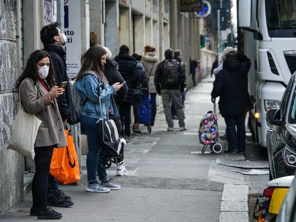 Covid-19: Italia registra 681 fallecidos en 24 horas, la mejor cifra en 9 días