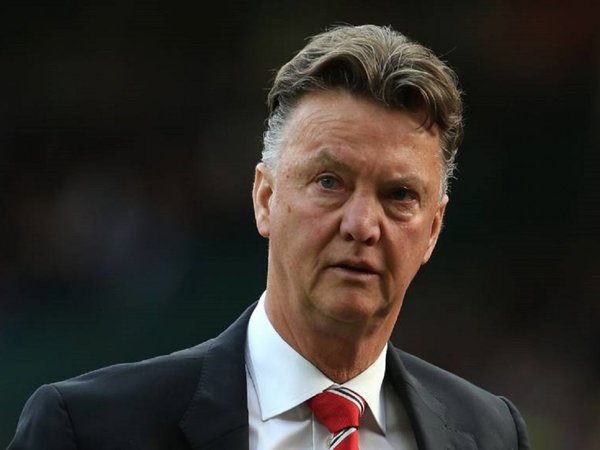 Van Gaal critica a los clubes que quieren cancelar las ligas por coronavirus