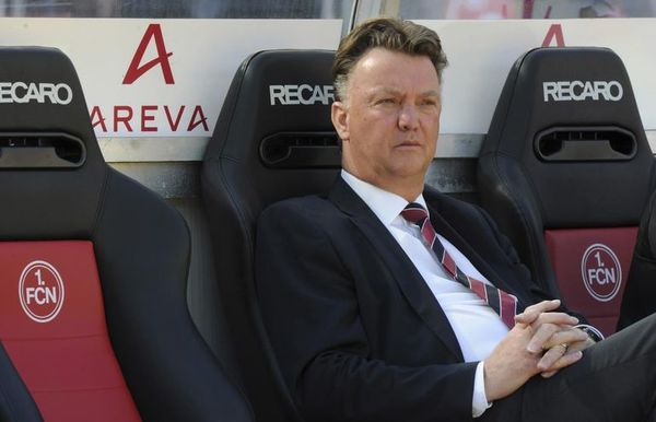 Van Gaal critica a los clubes que quieren cancelar las ligas - Fútbol - ABC Color