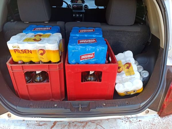 Se paseaban en vehículo repleto de cervezas - ABC en el Este - ABC Color