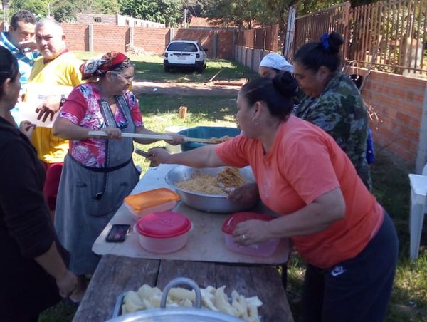 Solidaridad ciudadana se refleja en ollas populares