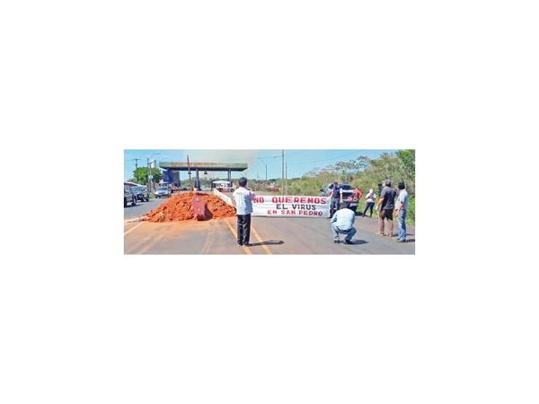 Las autoridades del interior siguen prohibiendo ingreso a sus ciudades