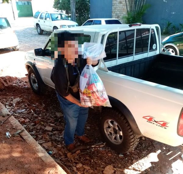 Petta critica a familias pudientes que llevan kits de alimentos “hasta en camionetas” - Nacionales - ABC Color