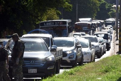 Se ingenia la gente para desacatar: "Parece que aguardamos una catástrofe para reaccionar" | Noticias Paraguay