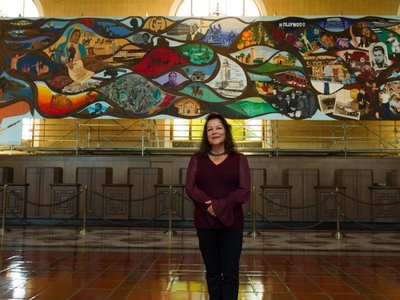 Los Ángeles compra un histórico mural chicano que fue censurado