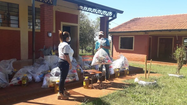 LLEGAN LOS KITS DE VÍVERES VÍVERES A ESCUELAS DE COMUNIDADES INDÍGENAS DE ITAPÚA 