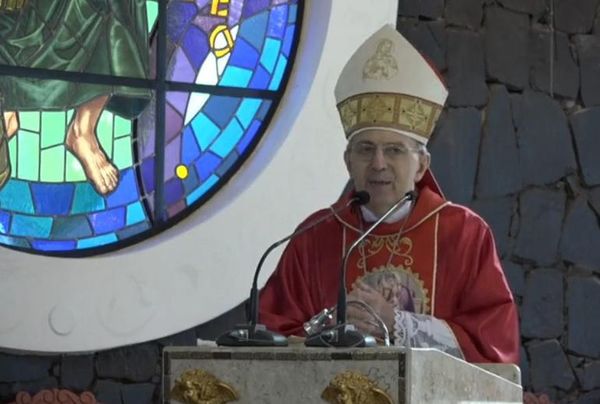 Domingo de Ramos sin presencia de fieles en la Catedral   - ABC en el Este - ABC Color