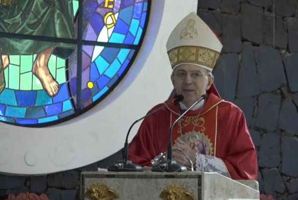 Domingo de Ramos sin presencia de fieles en la Catedral - ABC en el Este - ABC Color