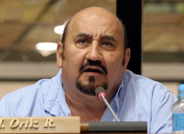 Diputado liberal Édgar Ortiz atropelló una barrera sanitaria