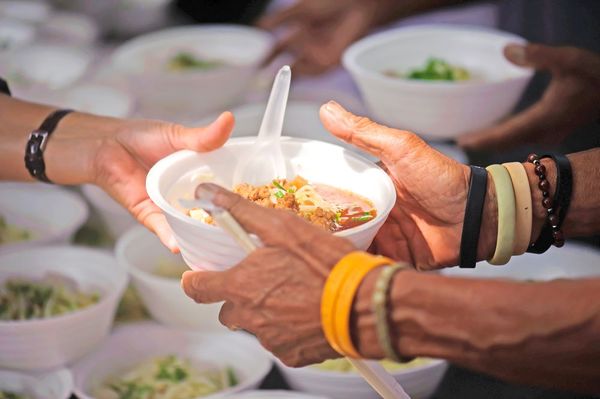 En beneficio de las comunidades de la región