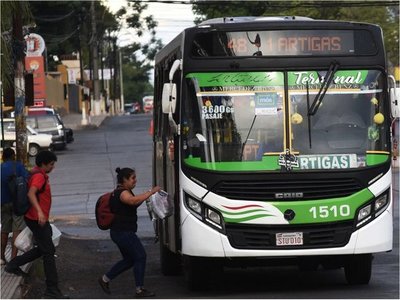 Multarán por traslado particular en buses