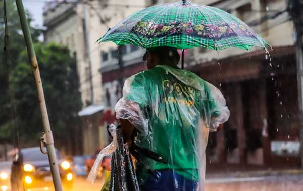 Semana lluviosa con tormentas y descenso de temperatura