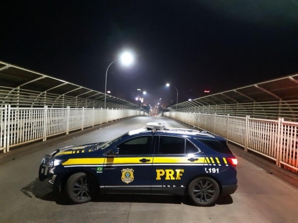 Brasil mantendrá sus fronteras cerradas hasta mayo