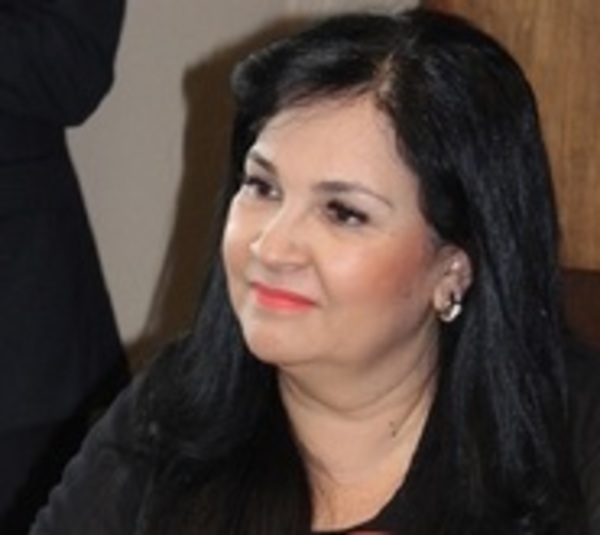 Senadora Bajac concurrió a otros sitios cuando debía estar en su casa - Paraguay.com