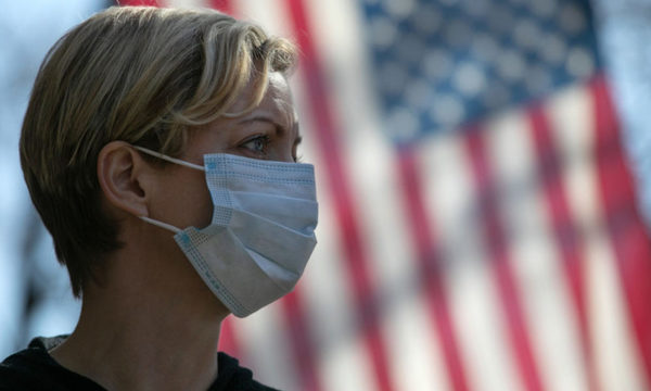 Estados Unidos registra más de 1.200 muertes por coronavirus en 24 hs