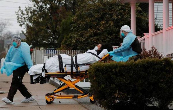 Covid-19: Más de 1.200 muertes registró EE.UU. en un solo día