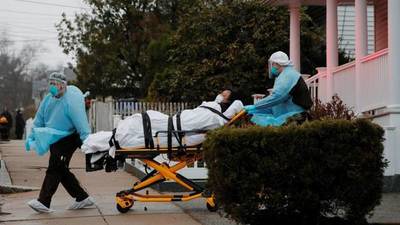 Covid-19: Más de 1.200 muertes registró EE.UU. en un solo día
