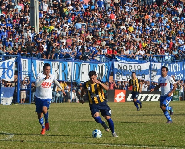 El domingo conocerán a los campeones de la Liga Luqueña •