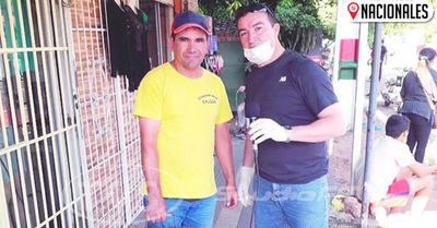 Caramelero donó víveres y conmovió con su solidaridad