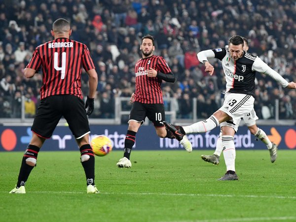 La Serie A aprueba la reducción de sueldo de los futbolistas