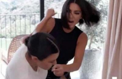 Sale a la luz video de la violenta pelea entre Kourtney y Kim Kardashian - SNT