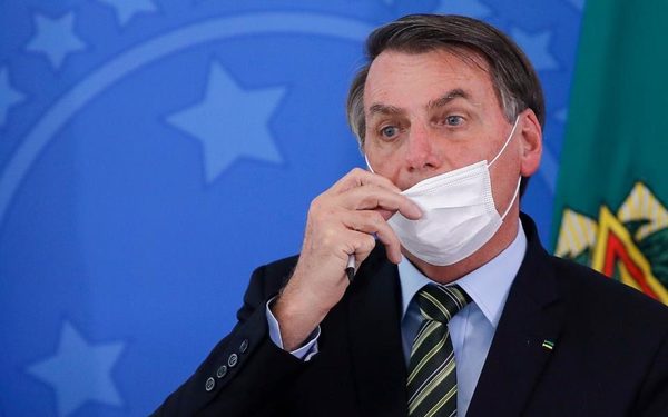Bolsonaro decidió remover del cargo al ministro de salud Luiz Henrique Mandetta, en plena crisis por el coronavirus
