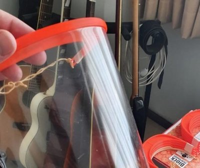 Estudiantes necesitan más impresoras 3D para hacer protectores faciales