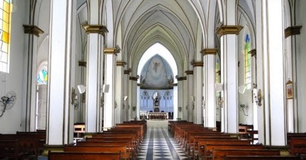Las misas de Semana Santa podes escuchar en Sembrador FM