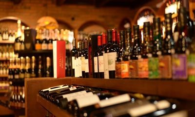 Suspenden delivery de bebidas alcohólicas