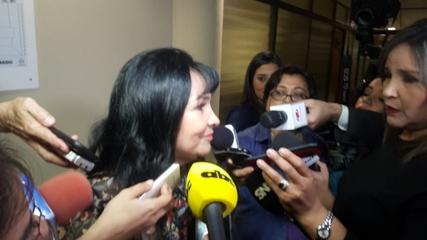 MSP: "Senadora Bajac tiene COVID positivo y transmitió a varios de sus contactos"