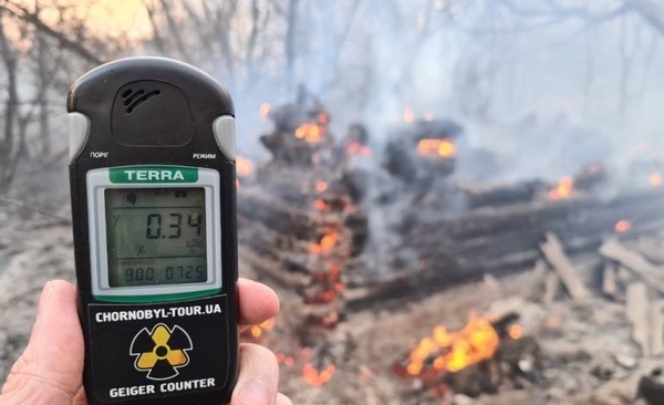 HOY / Incendio forestal aumenta niveles de radioactividad en zona de Chernobyl