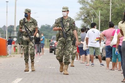 ¿Sobrevivir con un 500 mil’i? | Crónica