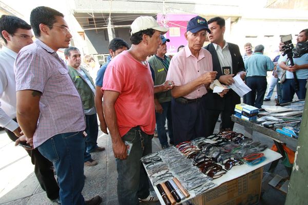 Gobierno trabaja en 3 ejes para enfrentar la crisis