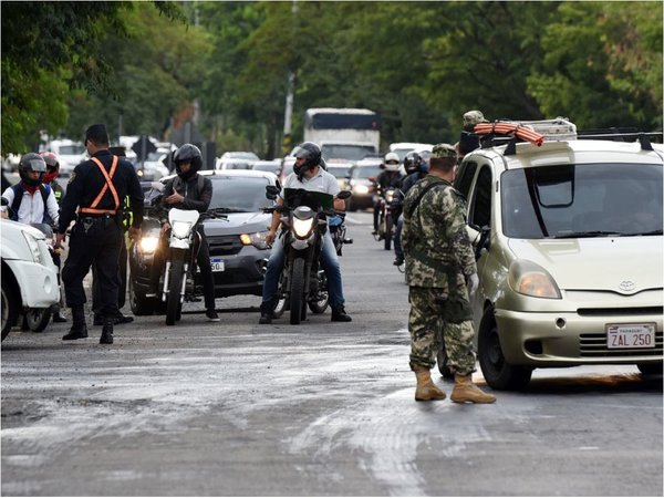 Acevedo pide multar a infractores para no aglomerarlos en comisarías