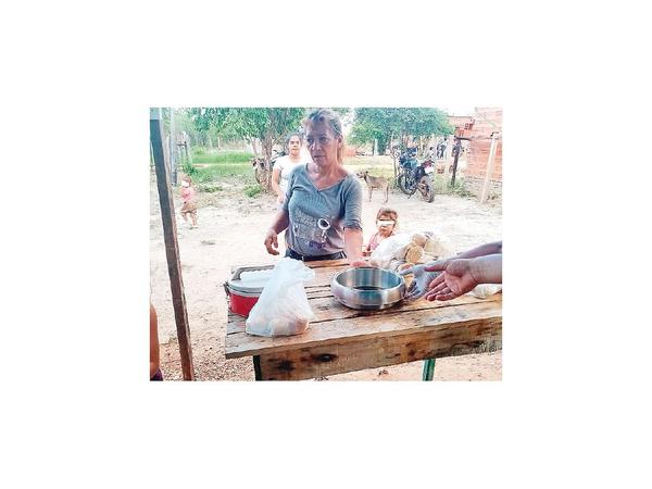 Concepción: Ollas populares blindan el hambre a una villa