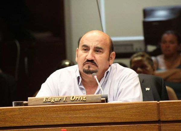 Fiscalía imputó al diputado Édgar Ortiz por violar la cuarentena